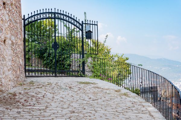 Iron Gate Repair in Santa Fe