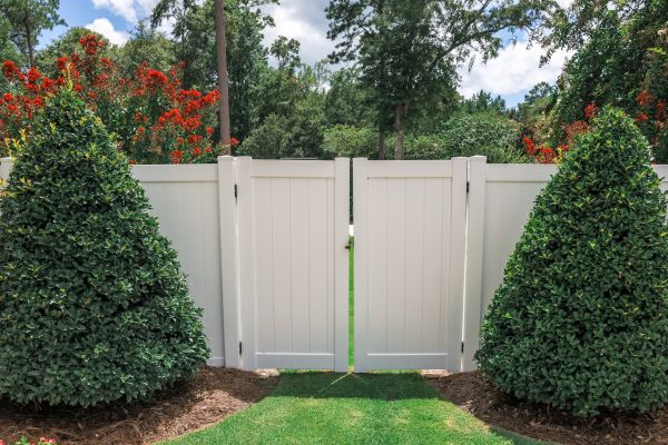 Vinyl Gate Installation in Santa Fe