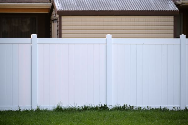 Vinyl Fence Replacement in Santa Fe