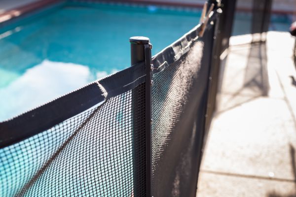 Mesh Pool Fence Construction in Santa Fe