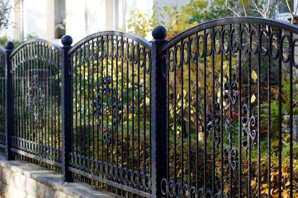 Iron Fence Installation in Santa Fe