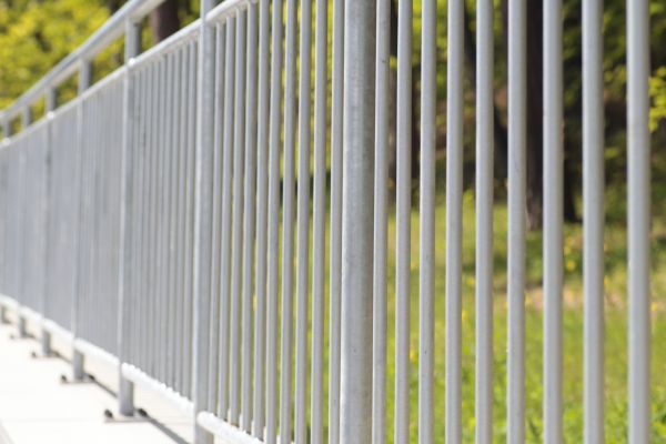 Steel Fence Replacement in Santa Fe