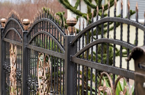 Custom Iron Fence Installation in Santa Fe